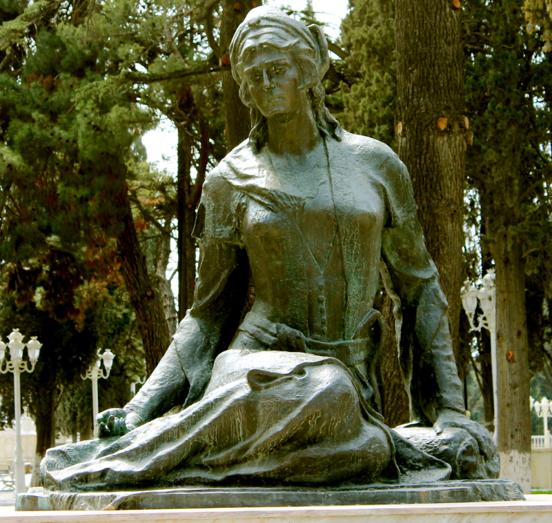 File:Məhsəti Gəncəvi monument_Gəncə.JPG